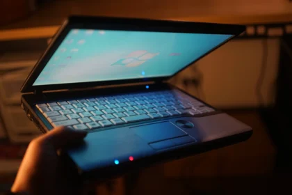 Fujitsu P772/G 上手体验与折腾记录